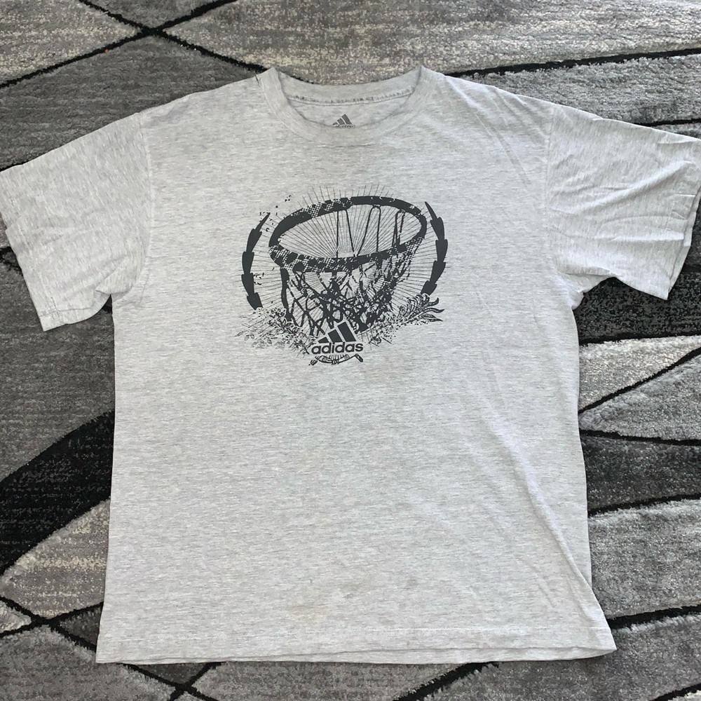 🛍 4/$20 Adidas Basketball Graphic Tee